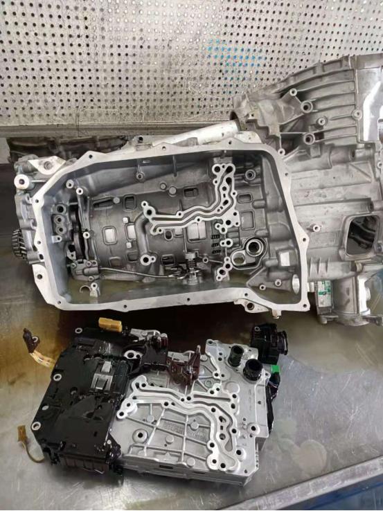 奥迪变速箱打滑顿挫的6大原因,奥迪变速箱顿挫严重修理多少钱