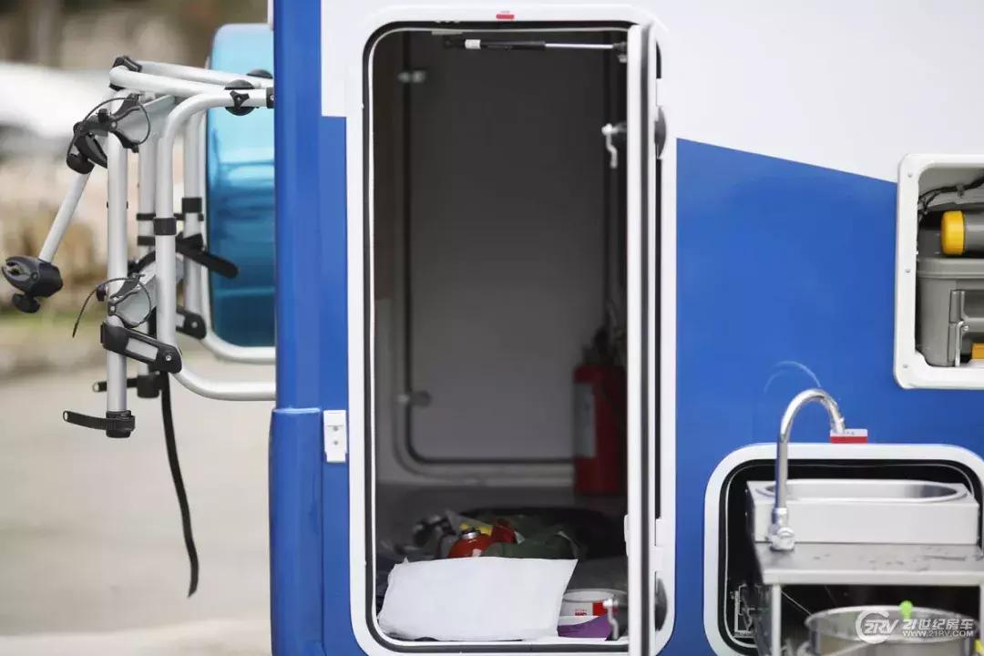 拓锐斯特轻卡侧拓展房车最新信息,拓锐斯特火星二号纵床版房车