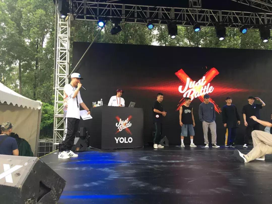 力卡专业无线演出系统全程护航2019江小白YOLO青年文化节