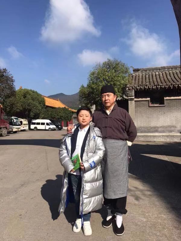 丑小鸭法国转身，白梨花中国绽放，星诺之星·童星浩洋亮晶晶