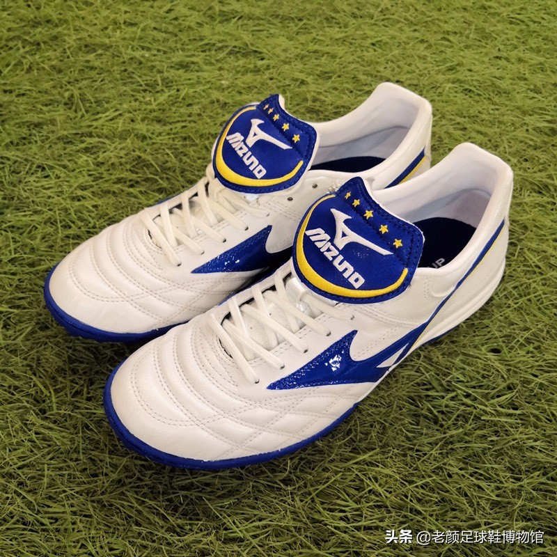 日本人从巴西挖来过气品牌，包装成时尚足球潮牌成功杀入中国市场