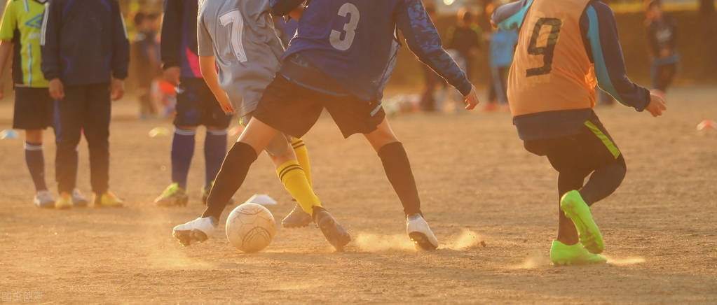 中国足球背后的力量有多大,分析一下中国足球的现状