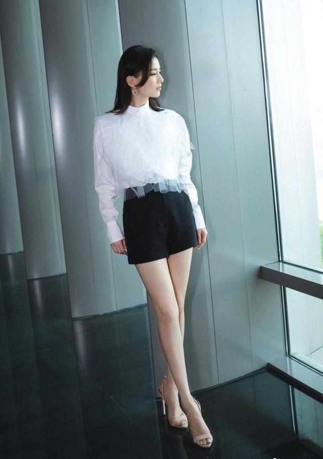 新款轻薄时尚防晒服,爆火的防晒衣好看又好穿