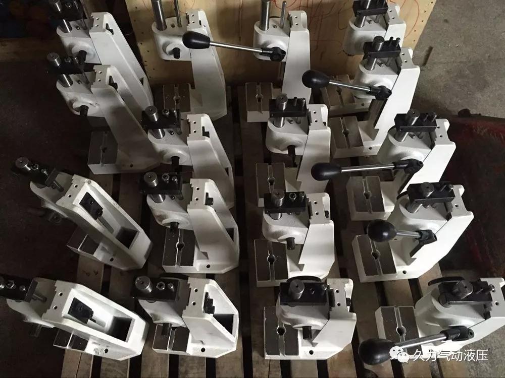 龙门式手动螺旋压力机,广东手动小型压力机