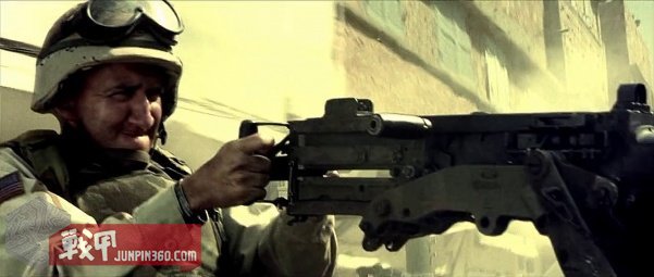 美国黑鹰战机坠落视频,十部顶级战争大片黑鹰坠落