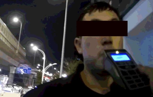 史上最淡定酒驾司机被查,盘点那些酒驾被查的司机