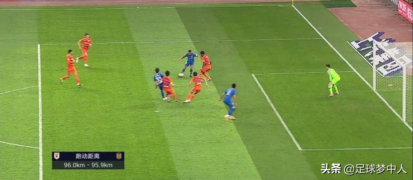 热身赛本土中锋梅开二度，贝尔备胎遭挑战，苏宁这笔引援又亏了