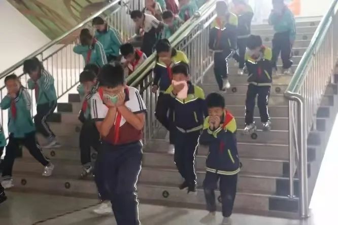 你的满意是我们前进的动力下一句,您的满意就是我们不断前行的动力