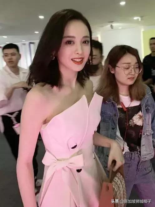 新加坡香奈儿代言人,新加坡首位被环球签约艺人