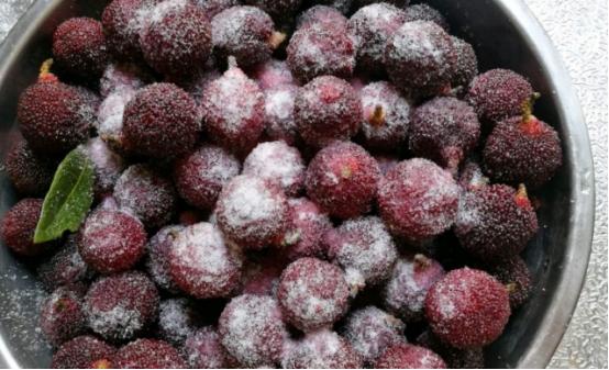 杨梅里的小虫子怎么清洗,杨梅里面有虫子怎么清洗