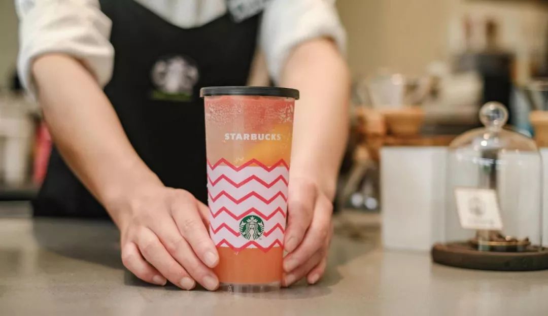 星巴克玩味冰调混合一起,星巴克玩味冰调系列视频