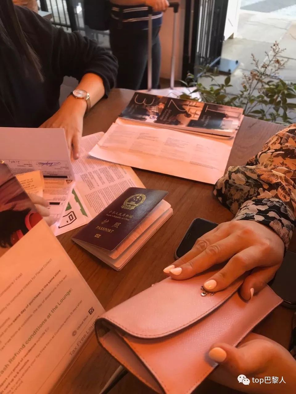 春节旅游巴黎,旅法华人欢渡新春佳节