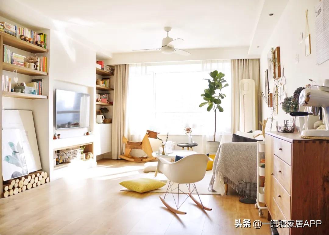 客厅既要装得好看又要装得实用,客厅装出高级感还省钱