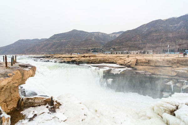 二月份适合去哪里旅游重庆,二月份适合去哪里旅游