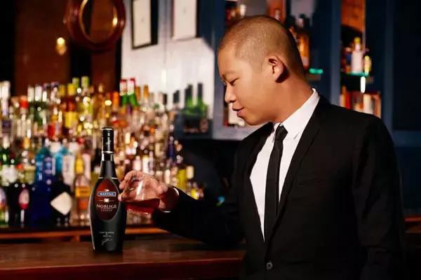 马爹利蓝带xo跟名士哪个好喝,马爹利蓝带和轩尼诗xo哪个好