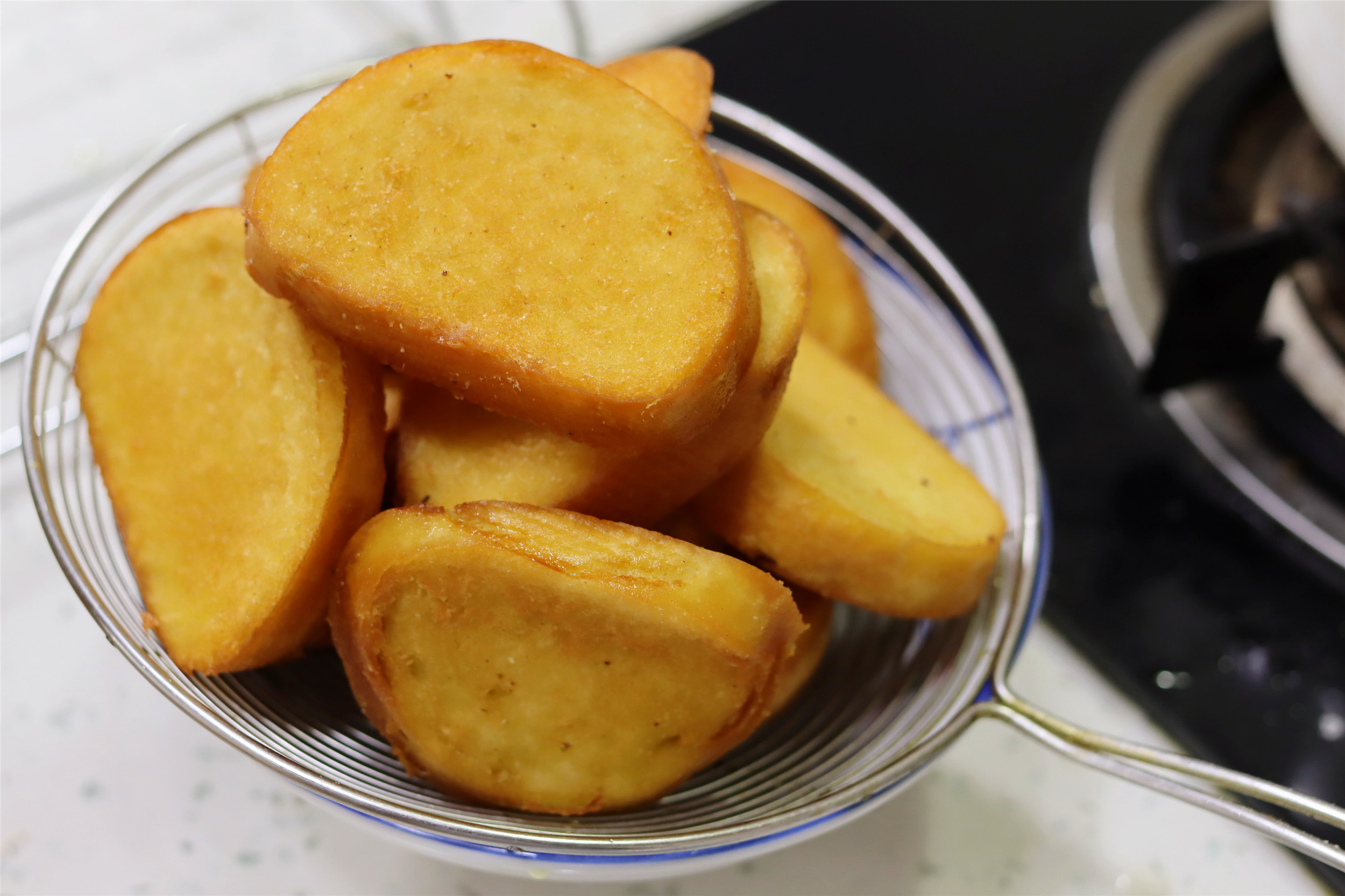 炸馒头片的做法步骤图解,用空气炸锅炸馒头片需要几分钟