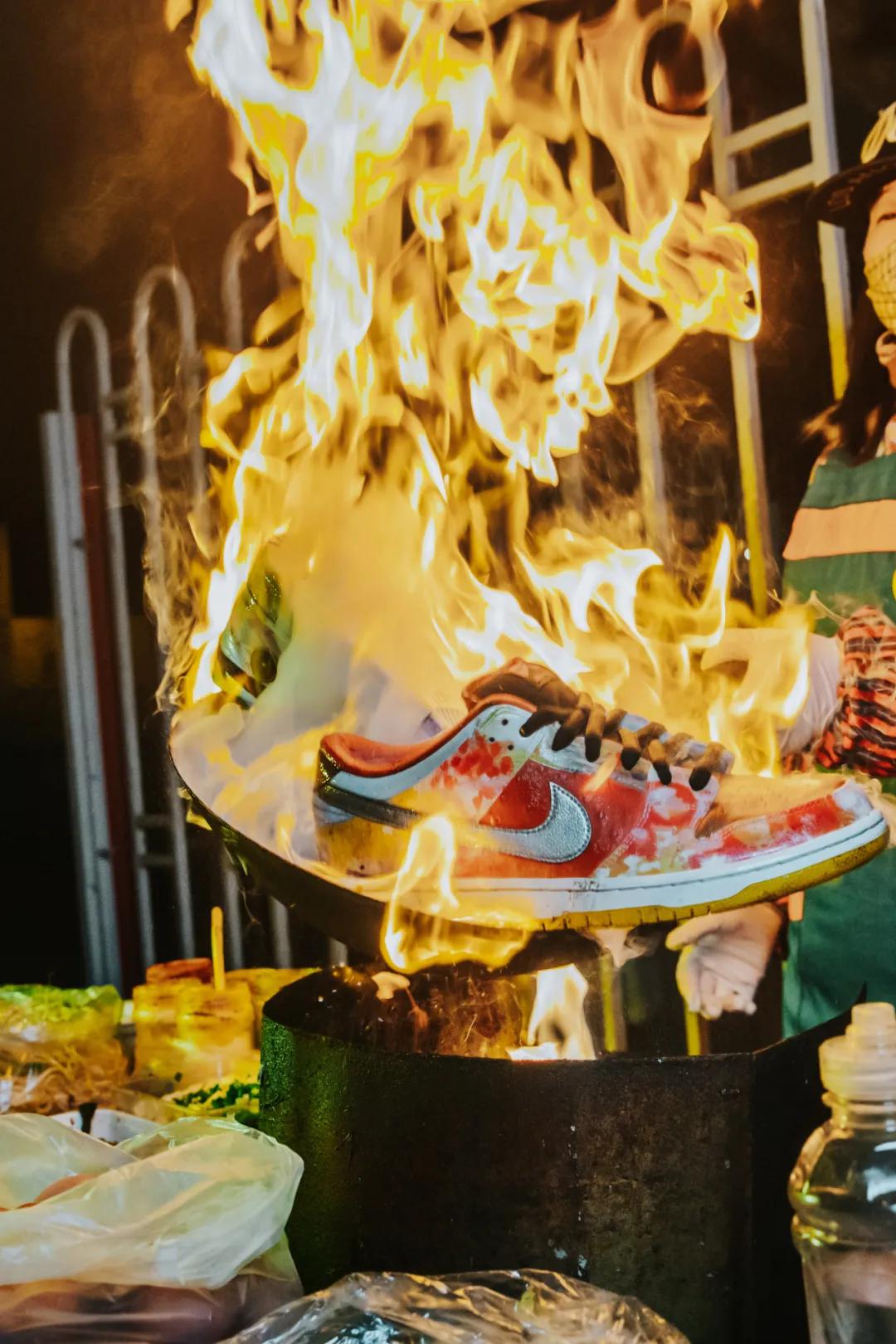 从台前到幕后，四位业内人士带你解析这双食神DunkSB