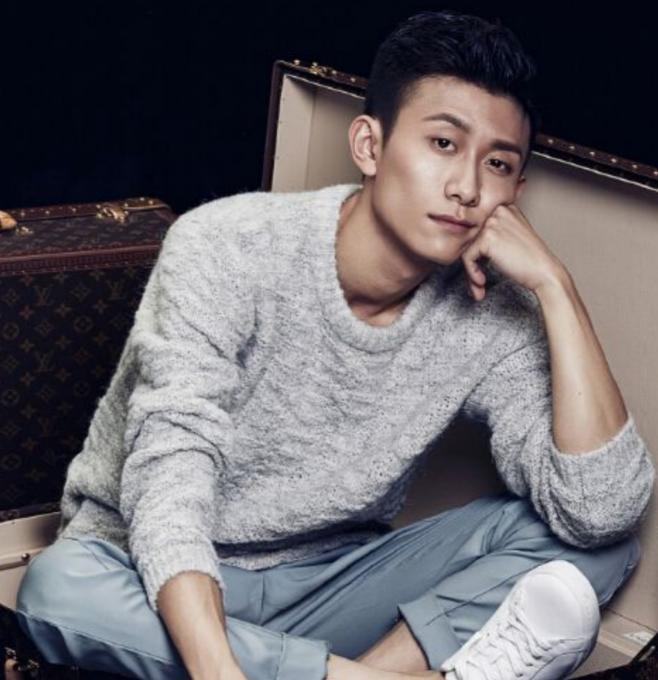 张一山对和杨紫谈恋爱的看法,张一山和杨紫将如何面对一纸婚约