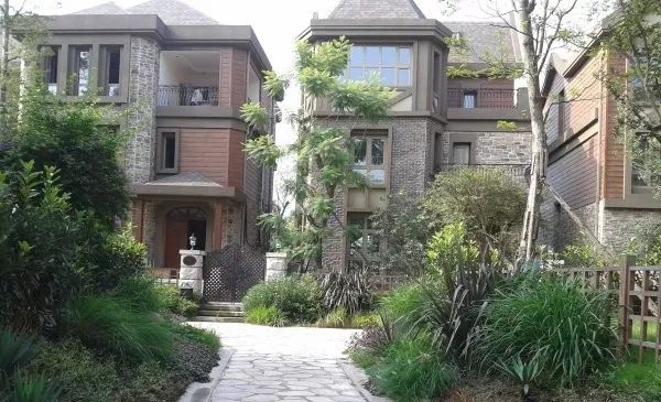 和泡小非常像的一个分校之最全盘点！​