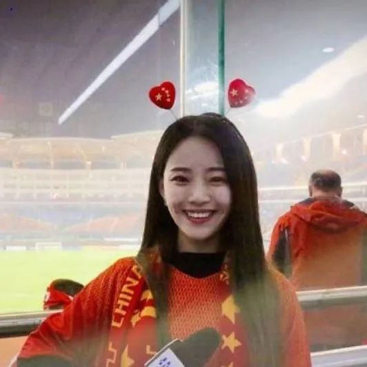 【足球头像】超美女生足球头像！