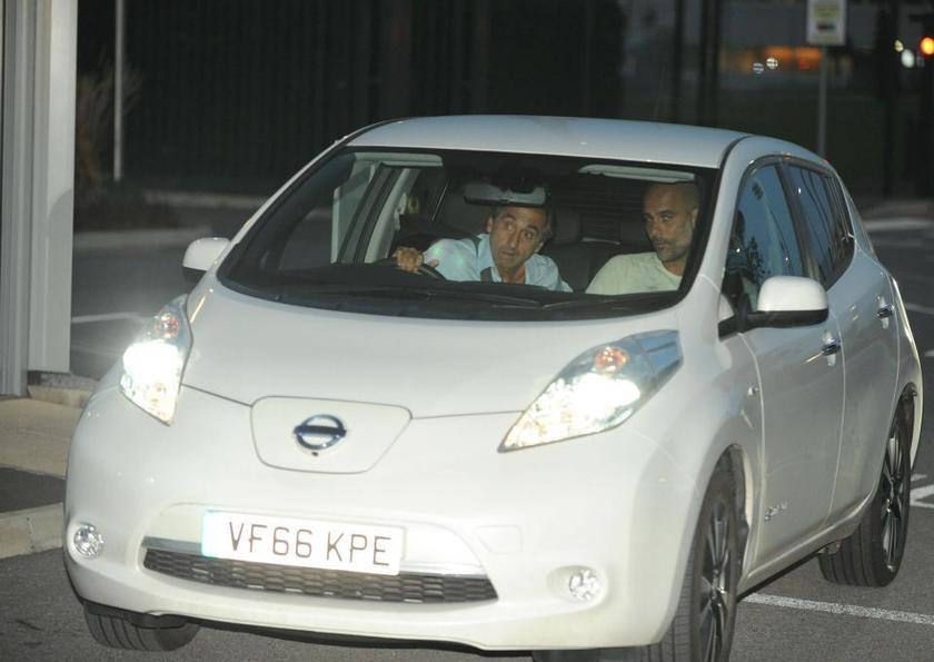 英超第1后腰年薪1.3亿却开二手宝马！穆帅曾收法拉利快递