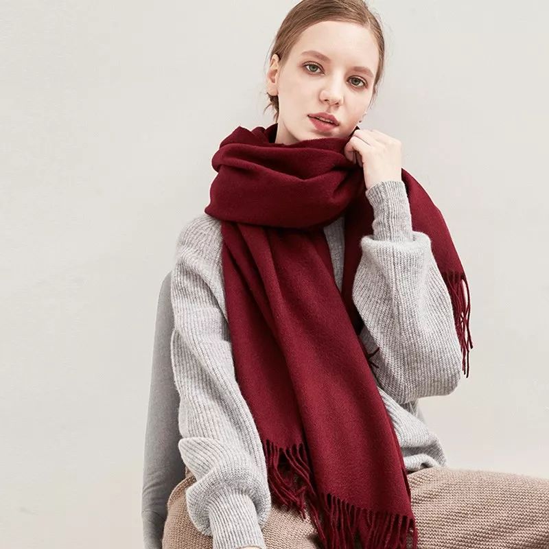 方脸发型女2020流行发型不烫染,方脸有救吗