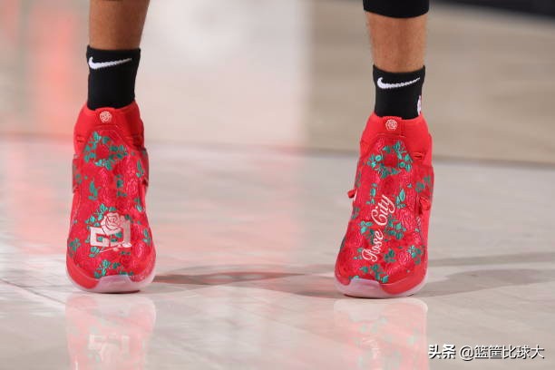 nba今日球鞋一览表,玫瑰之城金色