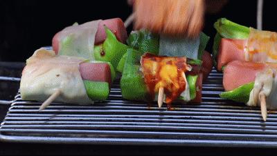 独具特色的烤肥肠，香味醇厚，嚼劲十足，越吃越觉得好吃