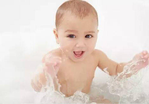 婴儿肺功能差的要怎么调理,两个月孩子鼻塞最快解决方法