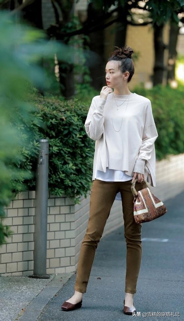 方头鞋才是今夏的最大惊喜,方头鞋显脚宽