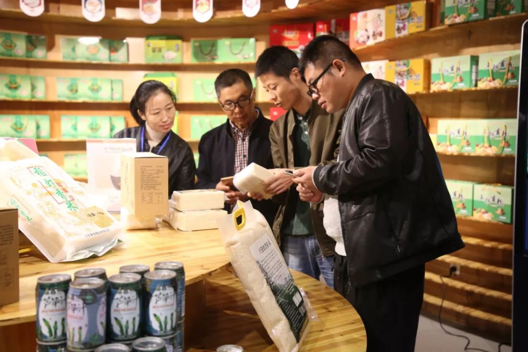 涟水这个馆的线上线下同步启动仪式火啦