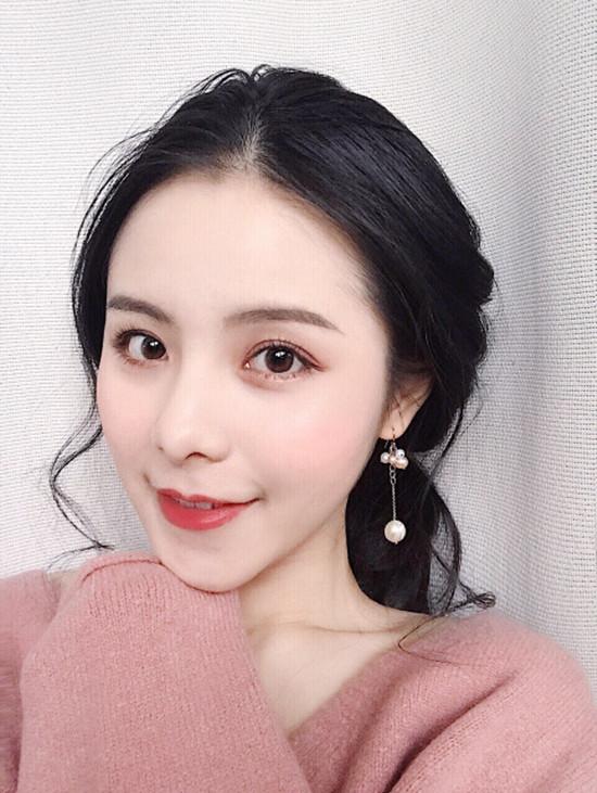 吴昕推荐的红地球粉底液,吴昕推荐的粉底液