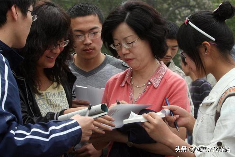 致橡树舒婷原文经典句子,《致橡树》舒婷原文朗读