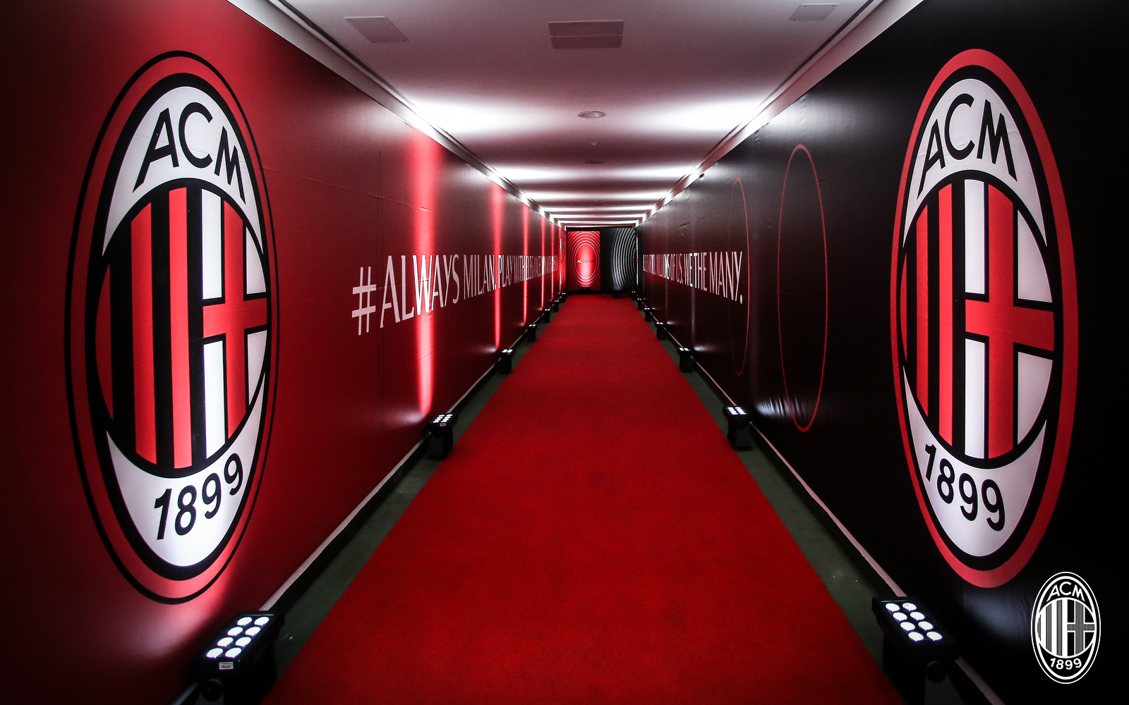 武磊pk梅西西甲联赛 (梅西与武磊的足球比赛)