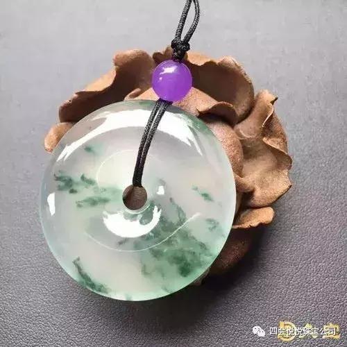 买翡翠平安扣怎么才能买到真的,翡翠平安扣最不值钱的品种图片