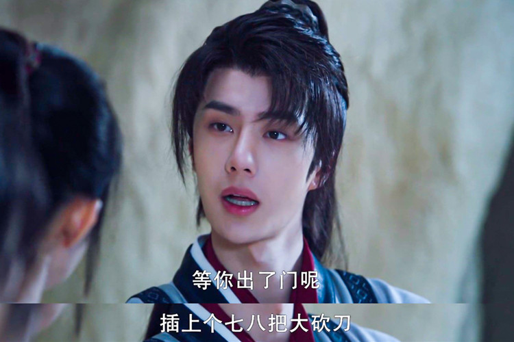 这是谢允设计的刀匣子？表哥买家秀为阿翡试刀，8把大*刀砍**像开屏