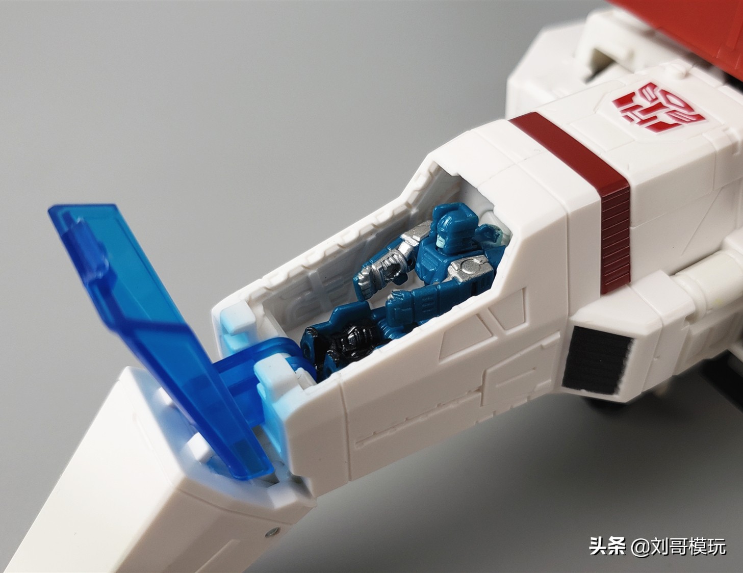 围城天火开箱,变形金刚天火g1围城怎么下线