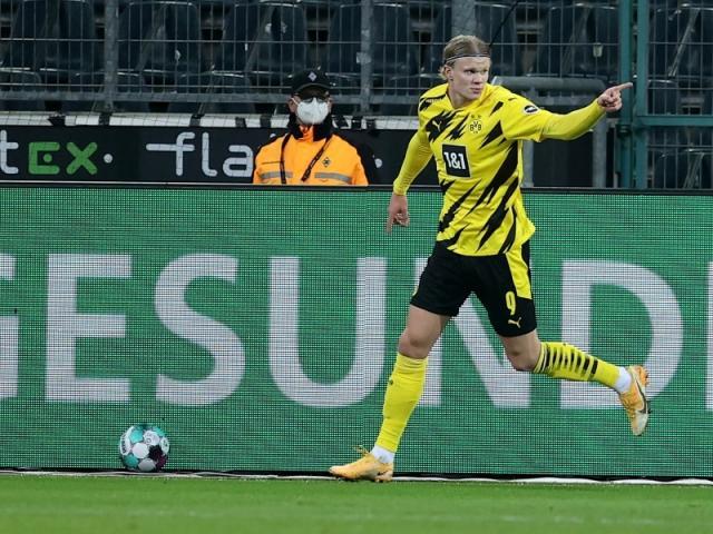 罗伊斯引领多特蒙德冲奇迹,任意球防不住