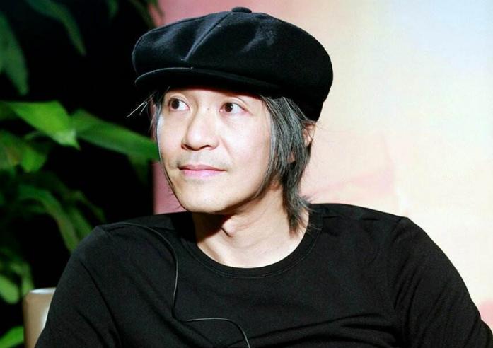 周星驰年轻时被说丑,因为长得丑被周星驰看中