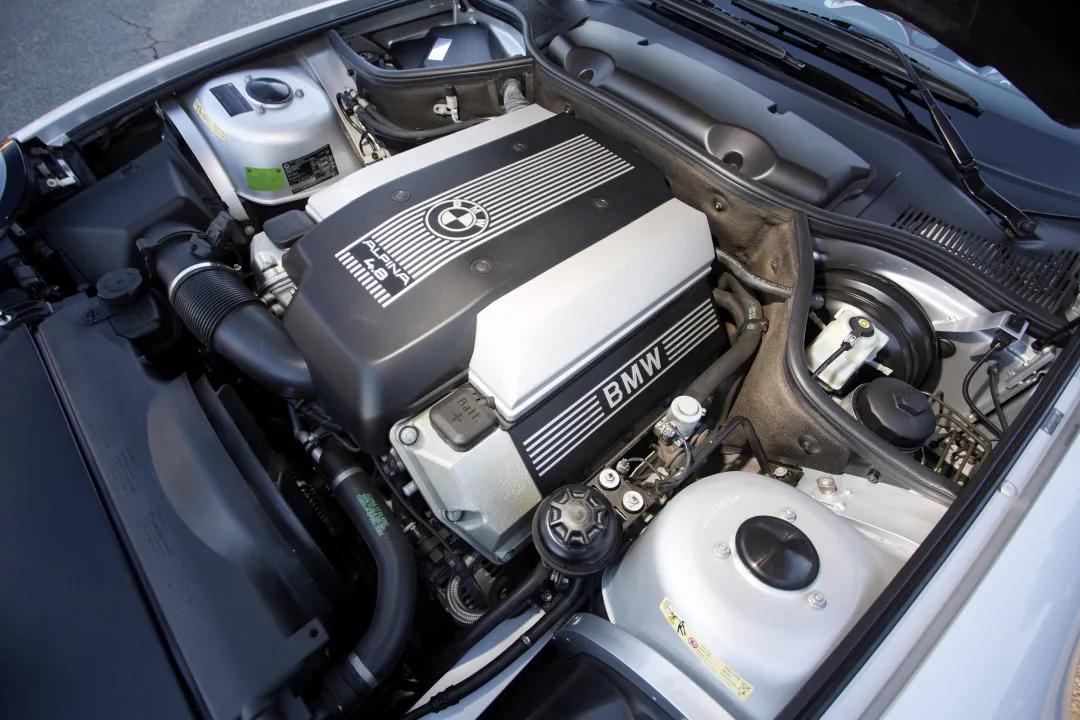 宝马z82020款,宝马z8哪一年的