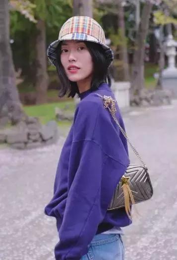刘雯今年最流行的包,刘雯同款包时尚潮流大牌大容量