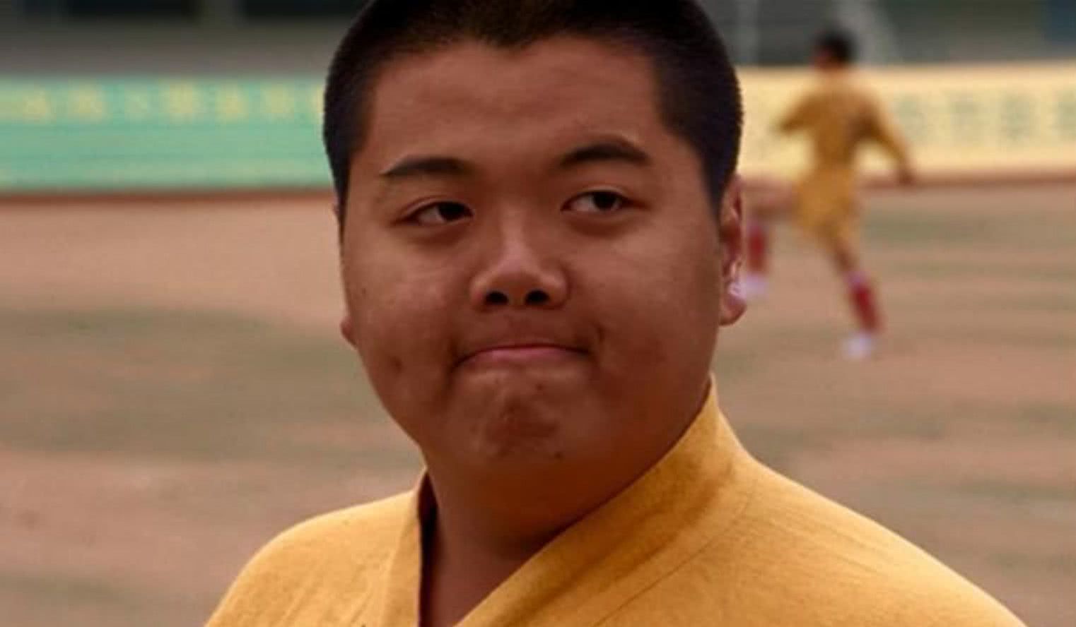 周星驰给钱拍戏,周星驰成名后只给4个人当配角