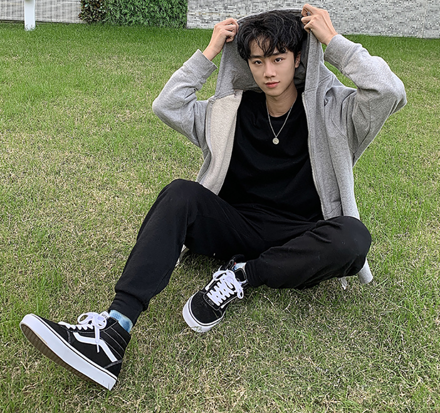 vans黑白单品,vans过年限定