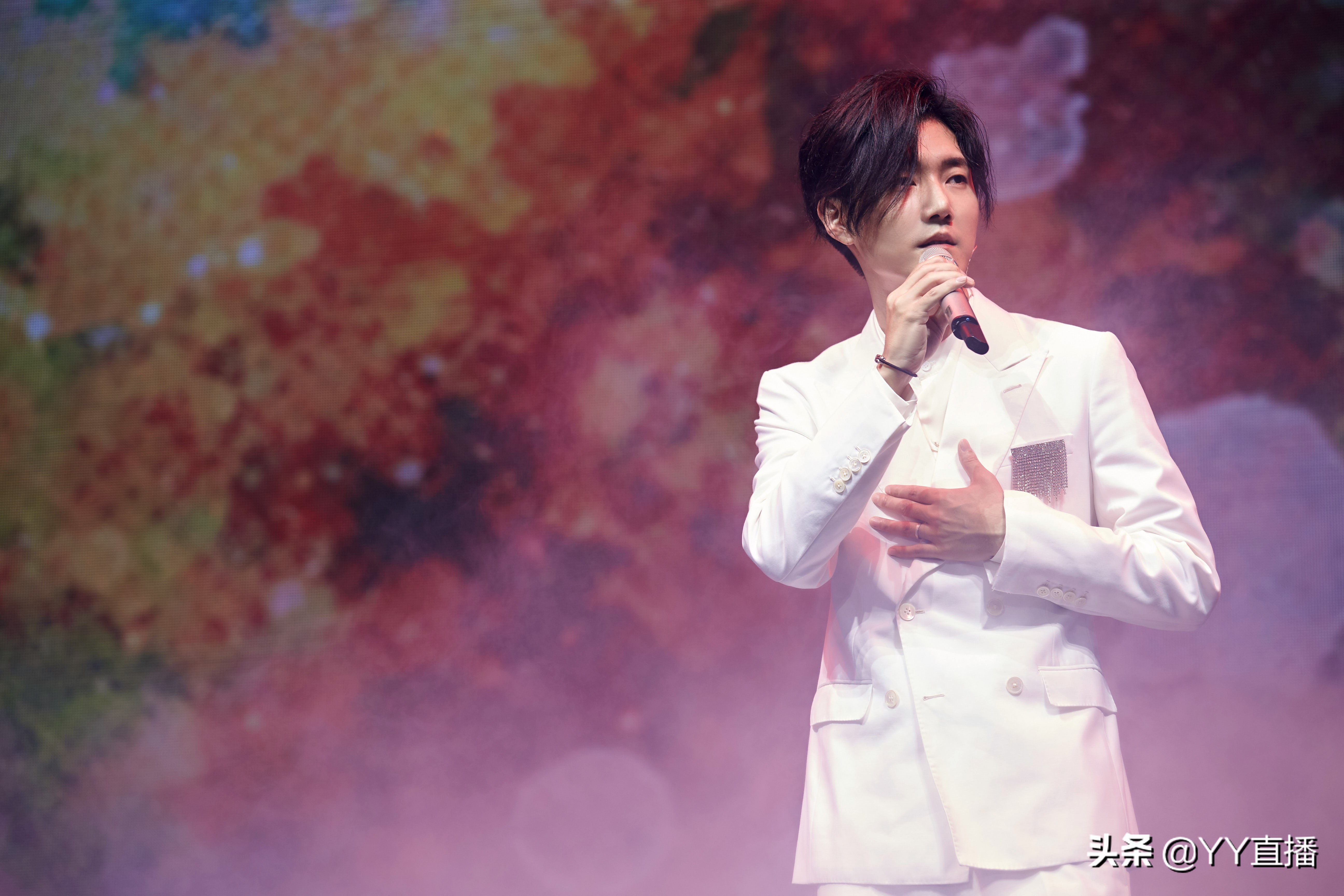 乐华连麦程潇,乐华娱乐直播给程潇打电话