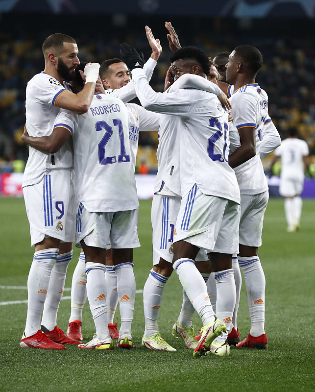 2018西班牙国家德比皇马3比1巴萨,2020至2021西班牙巴萨与皇马德比