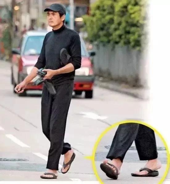 周润发从20岁到65岁的样子,周润发人生必经的历程