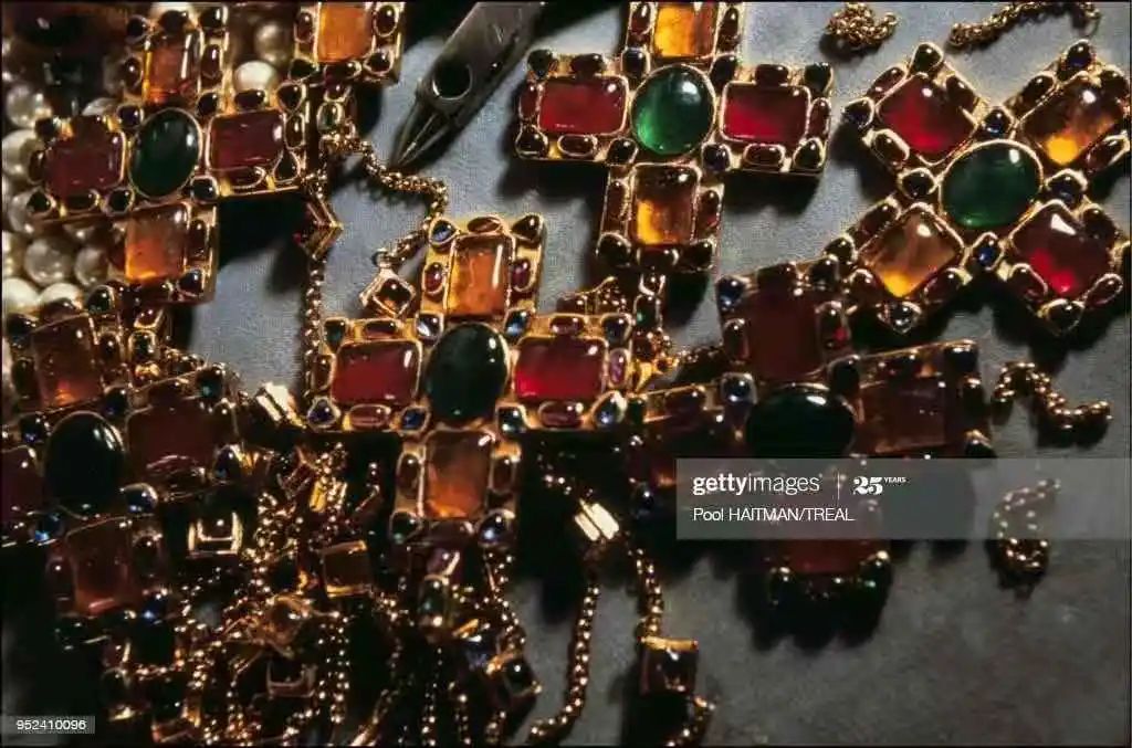 VintageChanel中古琉璃饰品,中古香奈儿双c项链