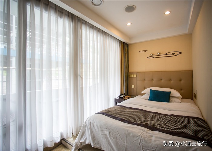 长江游轮普通游轮怎么样,黄金游轮与华夏游轮区别