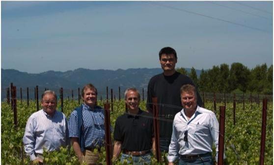 姚明打一场篮球赚多少钱,姚明在美国打球要给国家钱吗