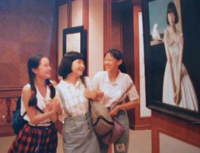 带娃离婚的影后，19年无爱婚姻的歌手，“致郁”的婚姻太可怕……